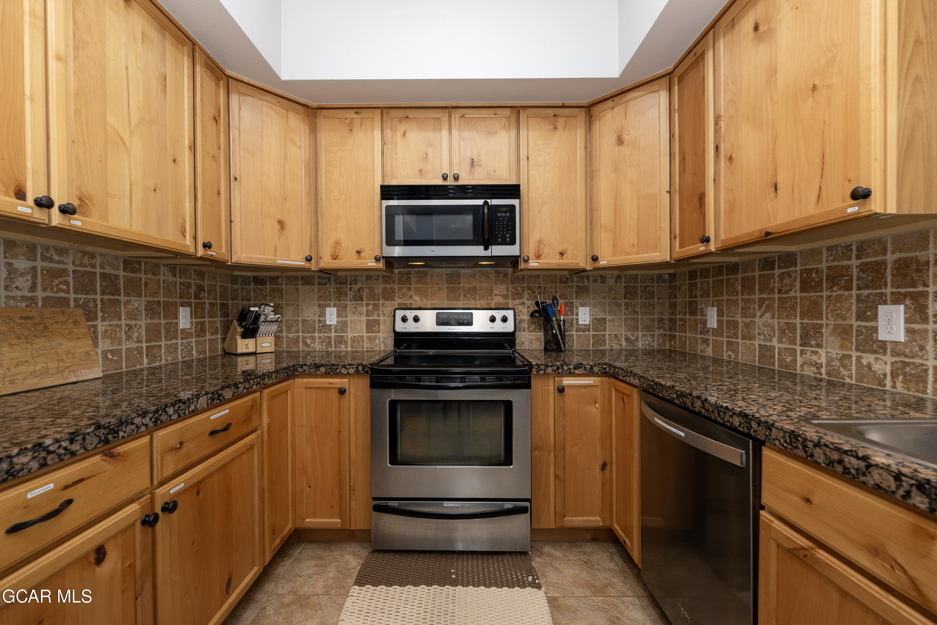 410-3 Cougar Avenue 3