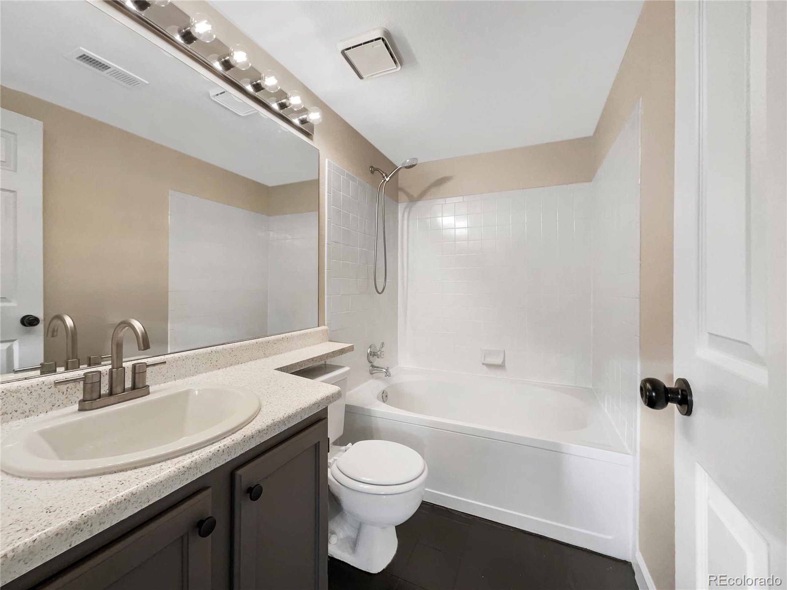 7443 Spy Glass Ct
