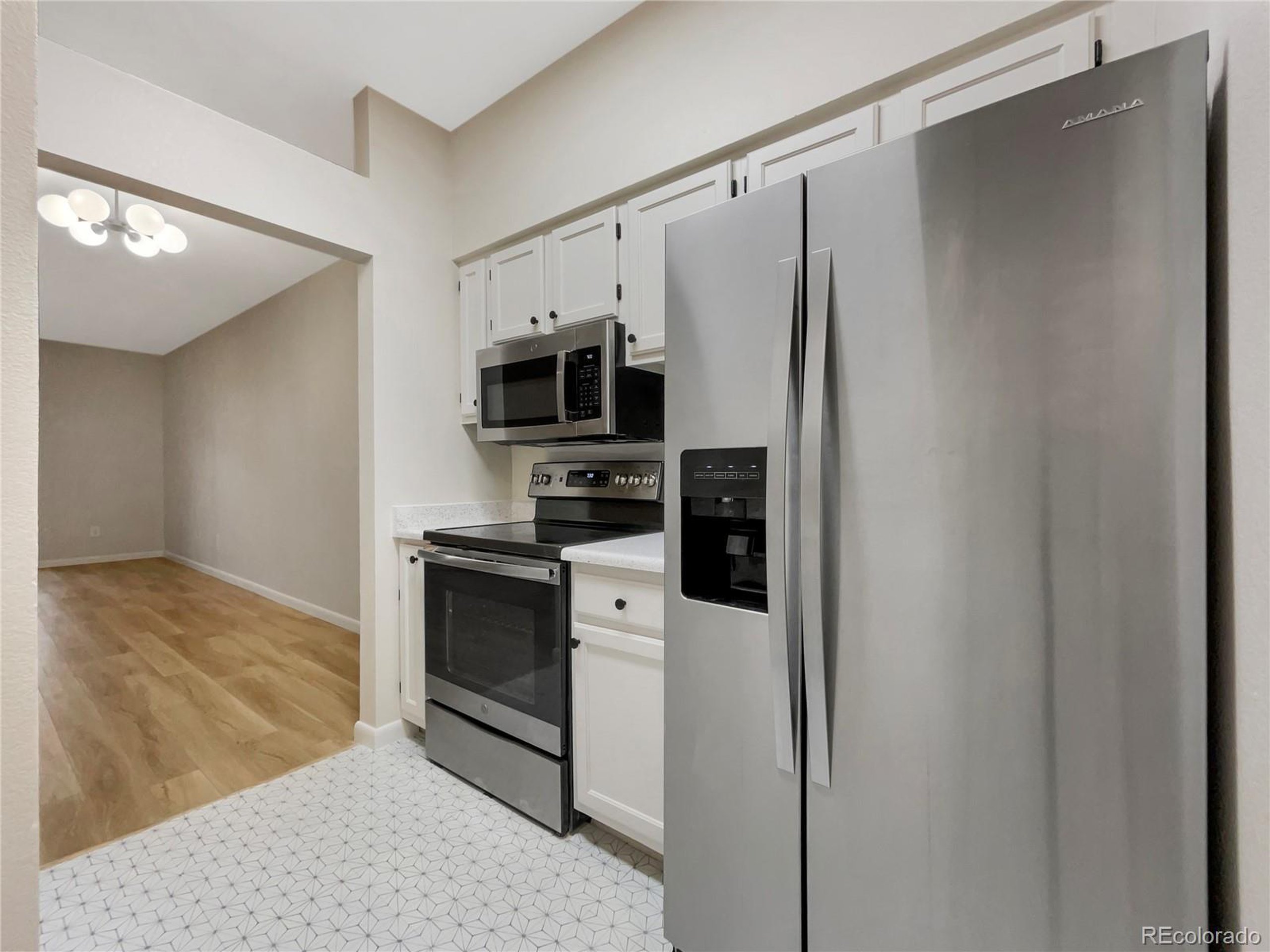 7443 Spy Glass Ct