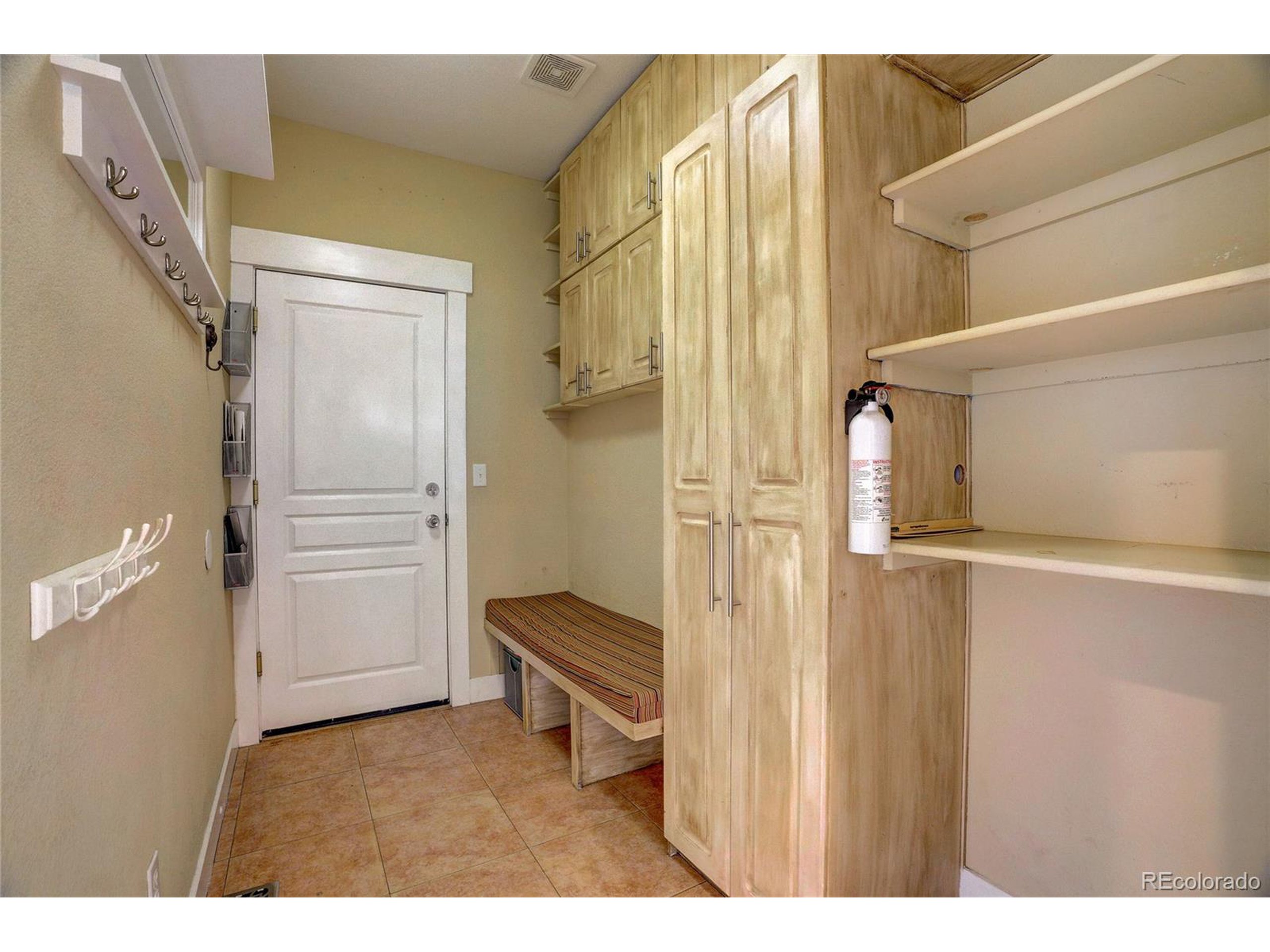 2942 Shoshone Trl