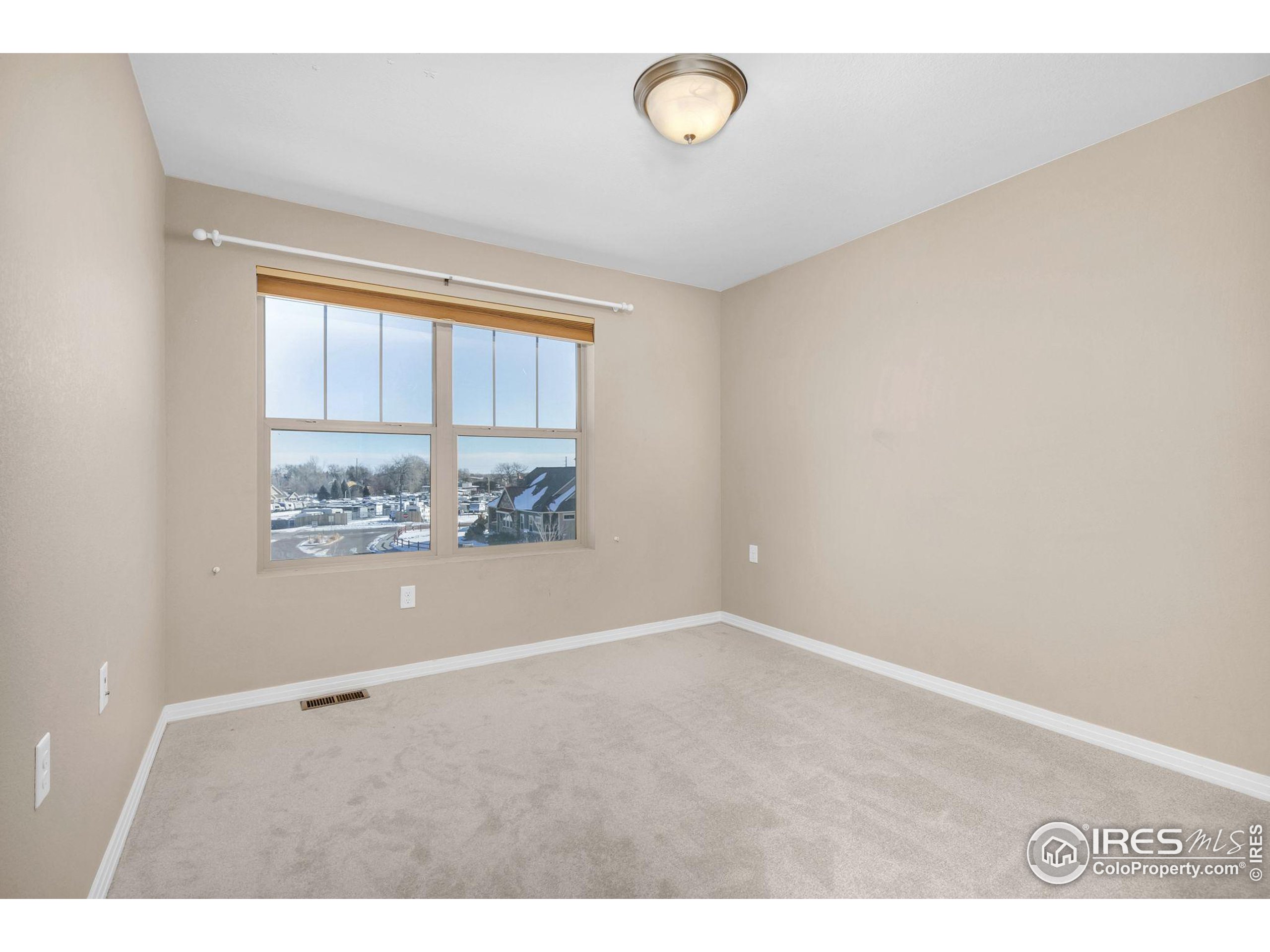 1918 Patti Ln