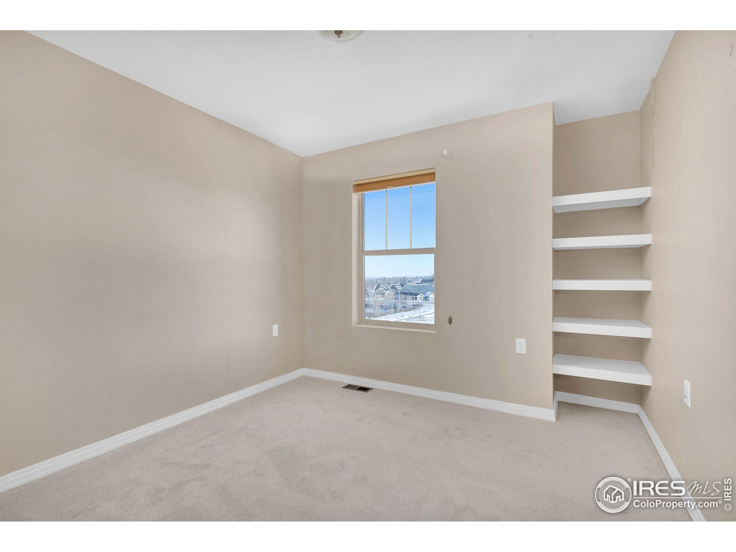 1918 Patti Ln