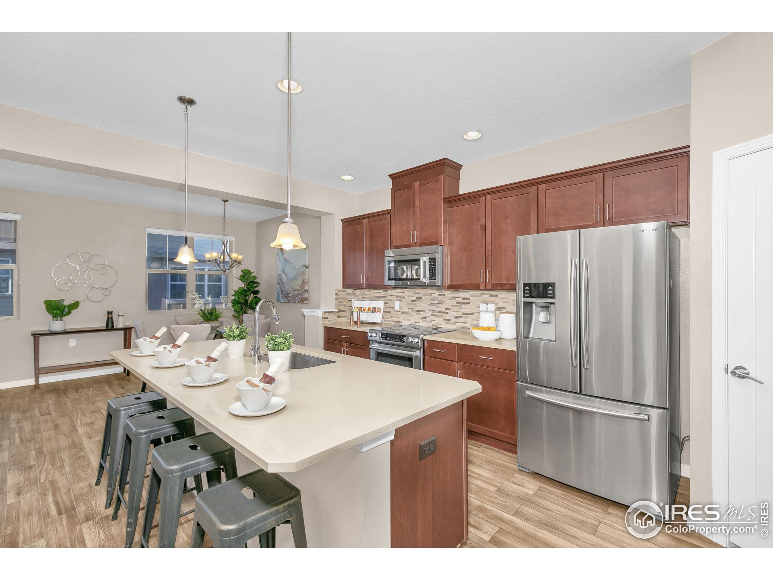1918 Patti Ln