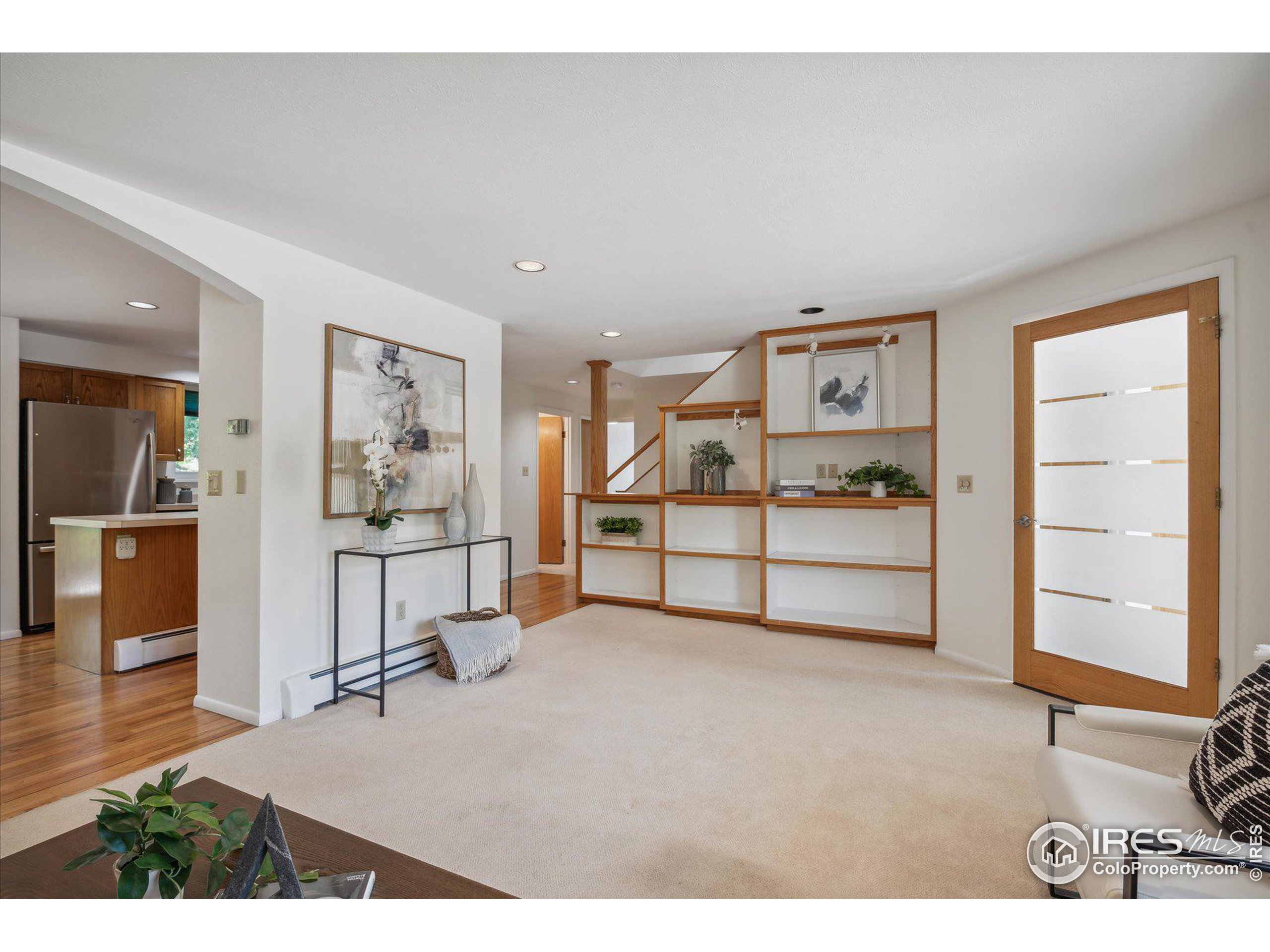 3515 Clover Cir