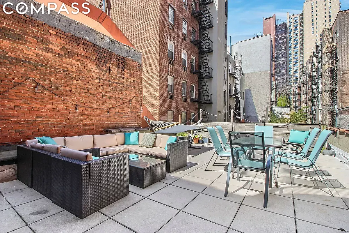 1569 2nd Avenue 201