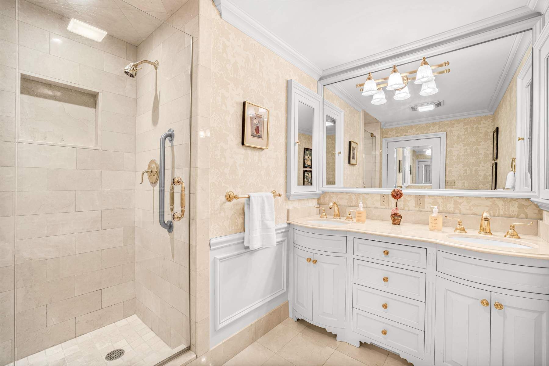 425 E 58th Street 28B