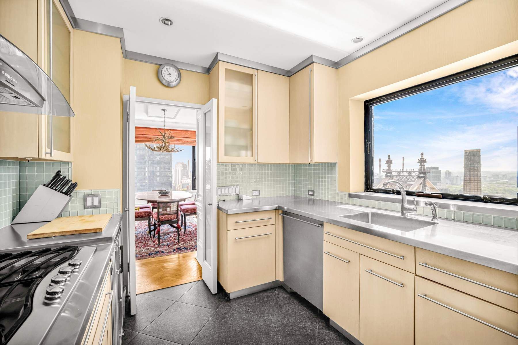 425 E 58th Street 28B