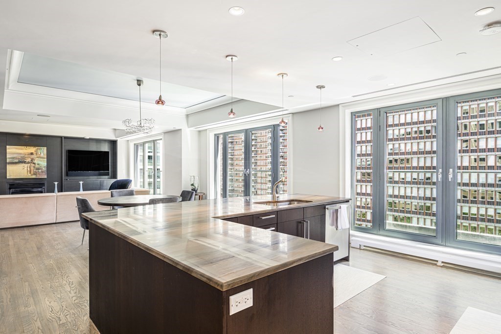 776 Boylston St Unit: E9G