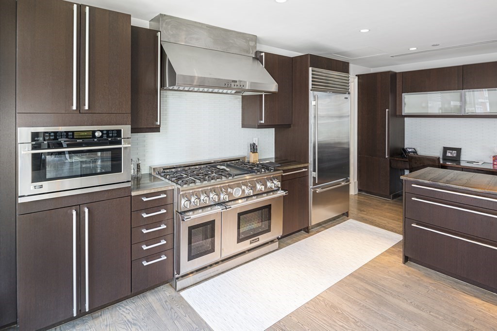 776 Boylston St Unit: E9G