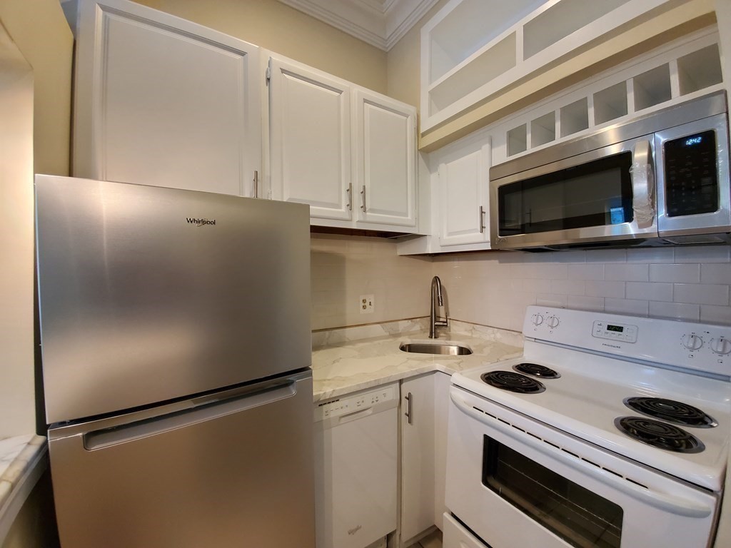 335 Beacon Street # 6