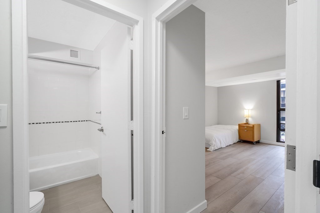 566 Commonwealth # 407