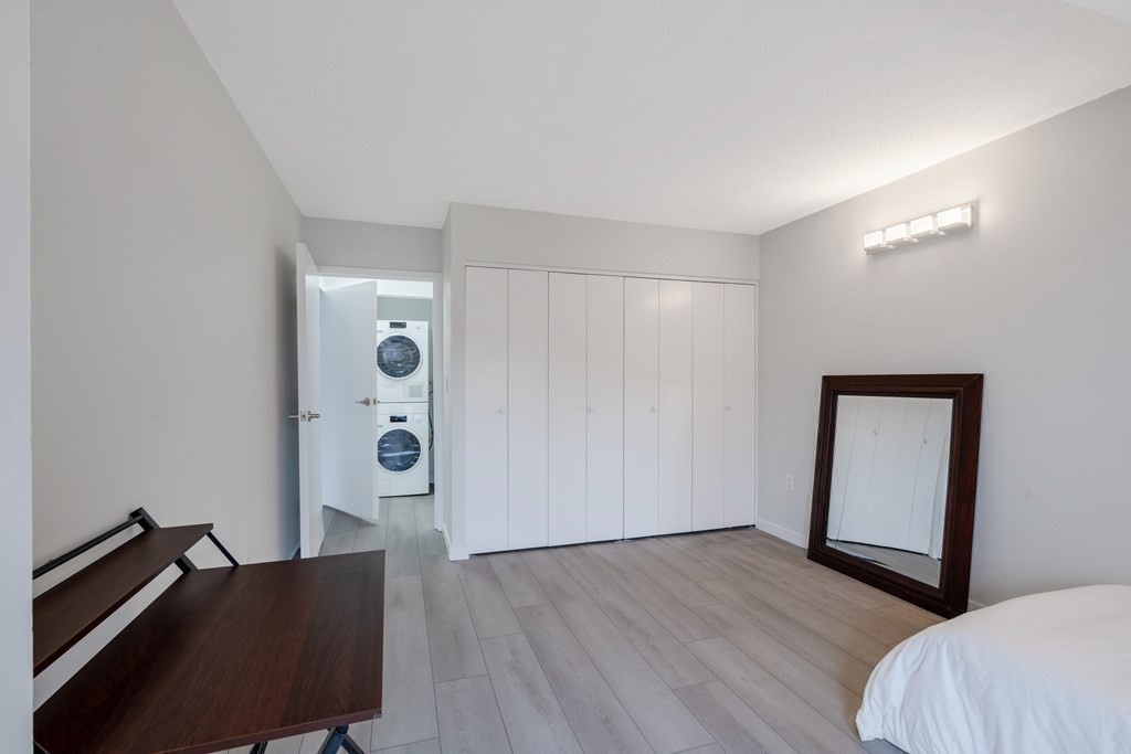 566 Commonwealth # 407