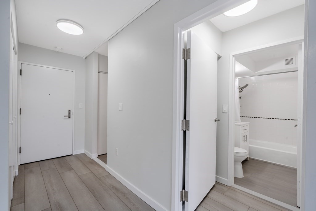 566 Commonwealth # 407