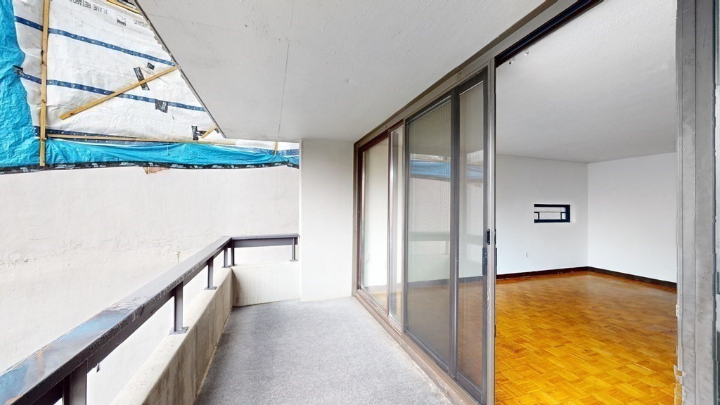 566 Commonwealth # 310