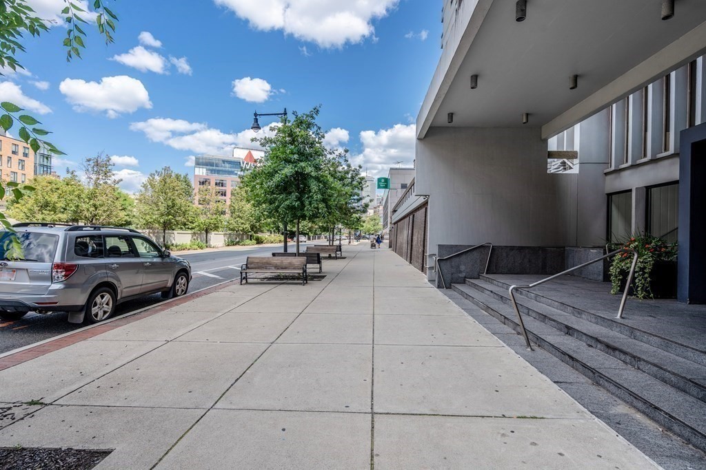 566 Commonwealth # 310