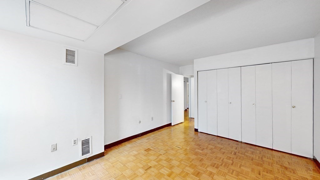 566 Commonwealth # 310