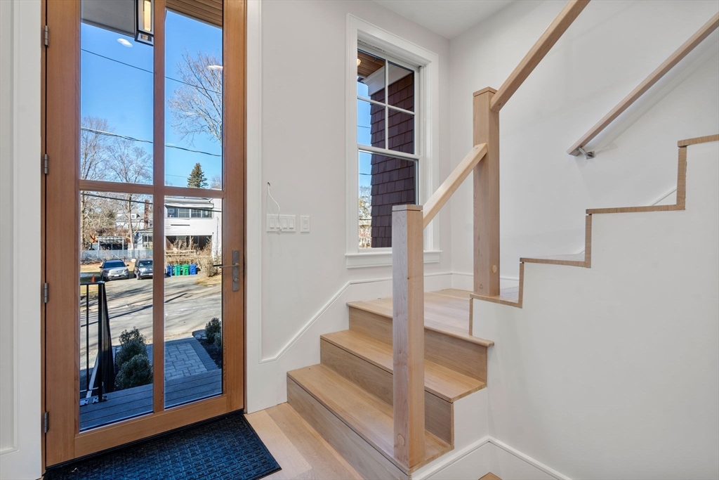 4 Knowles Street # 04