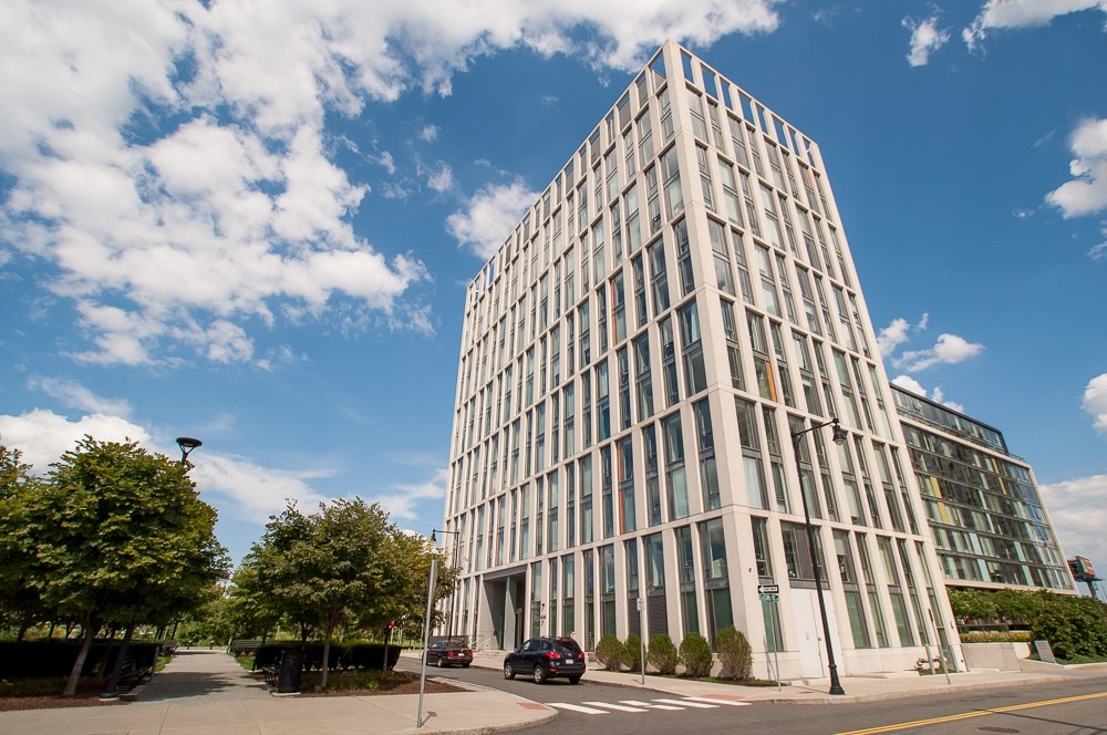 2 Earhart Street # 411