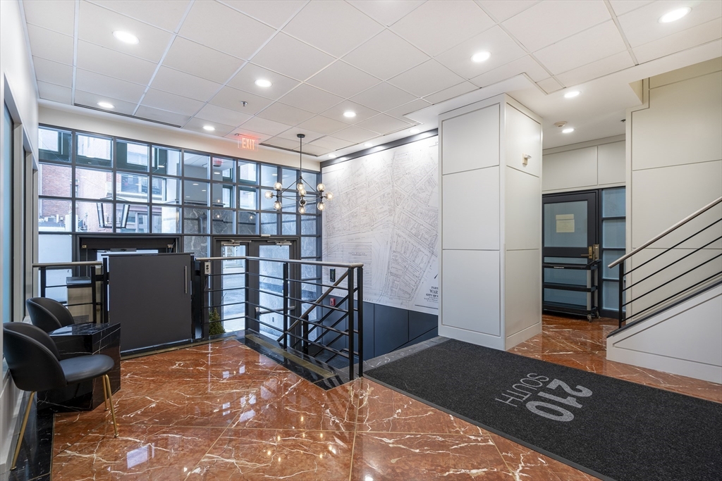 210 South St # 5 Unit: 10-5