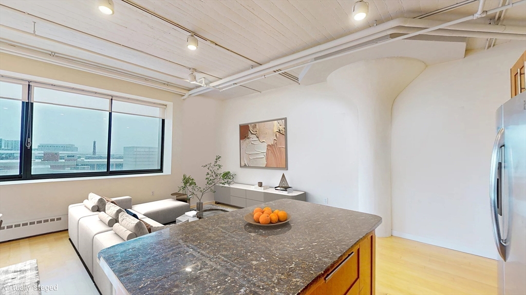 210 South St # 5 Unit: 10-5