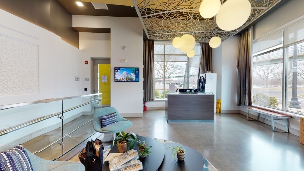 180 Telford St # 604