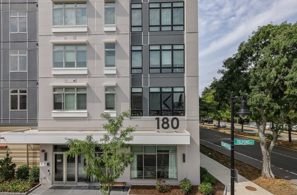 180 Telford St # 604