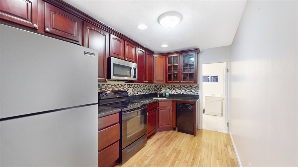 40 Batterymarch Street # 2