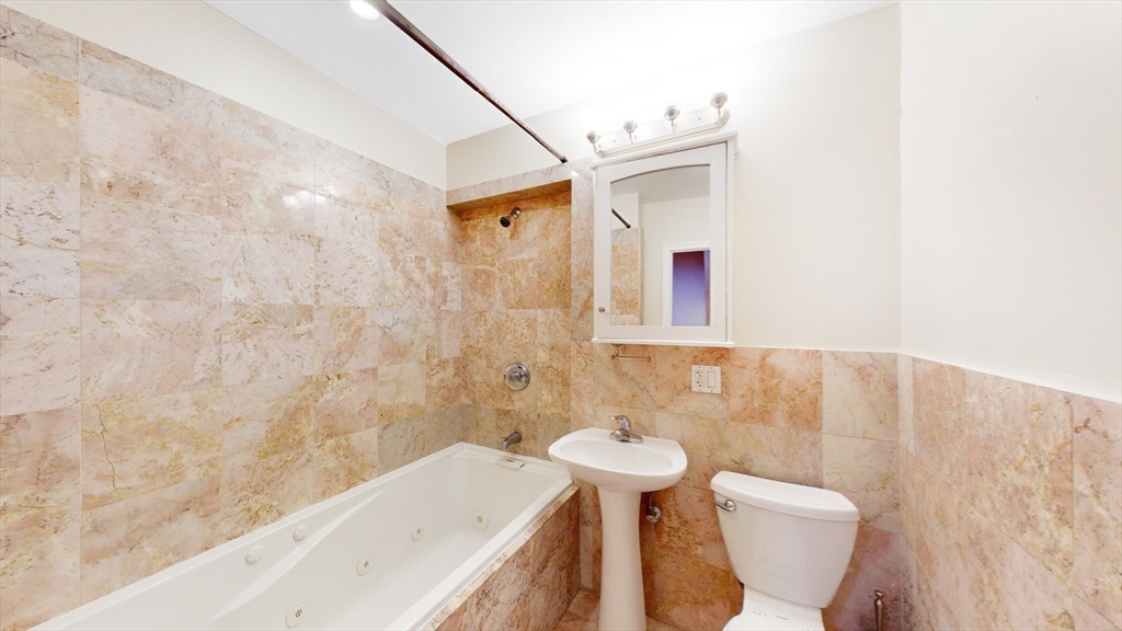 40 Batterymarch Street # 3