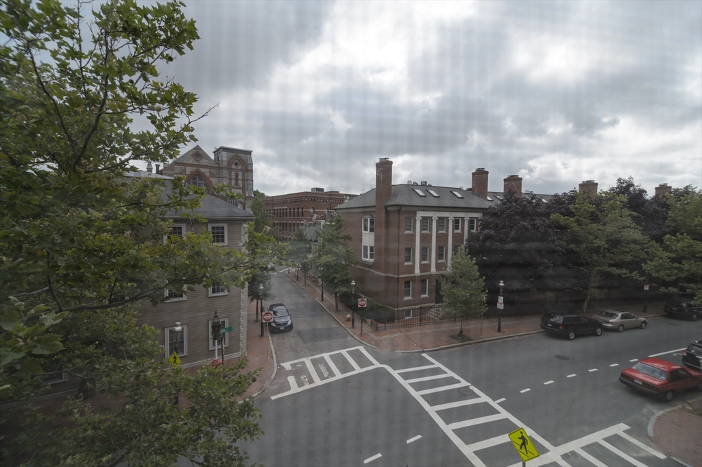 345 Harvard Street # B207