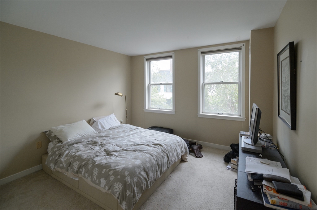 345 Harvard Street # B207