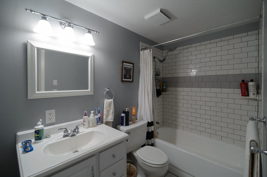 345 Harvard Street # B207