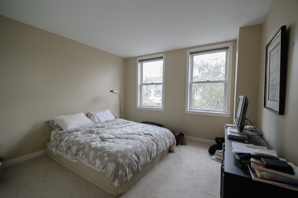 345 Harvard Street # B207