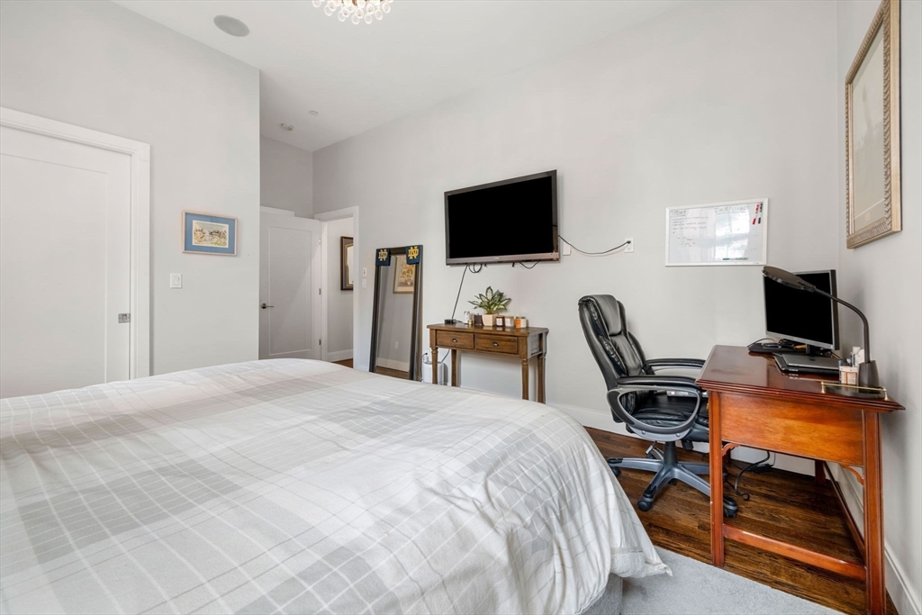 225 Dorchester St # 13