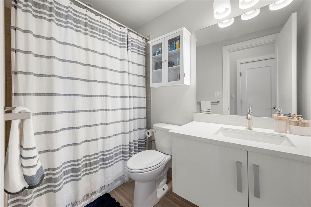 225 Dorchester St # 13