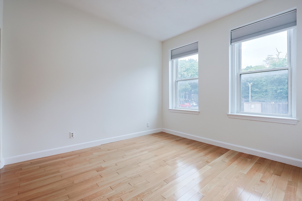 1415 Commonwealth Ave # 203