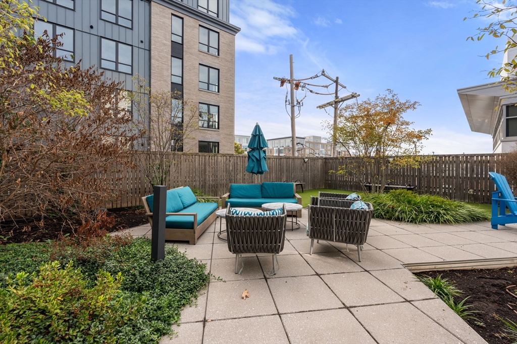 180 Telford Street # 417