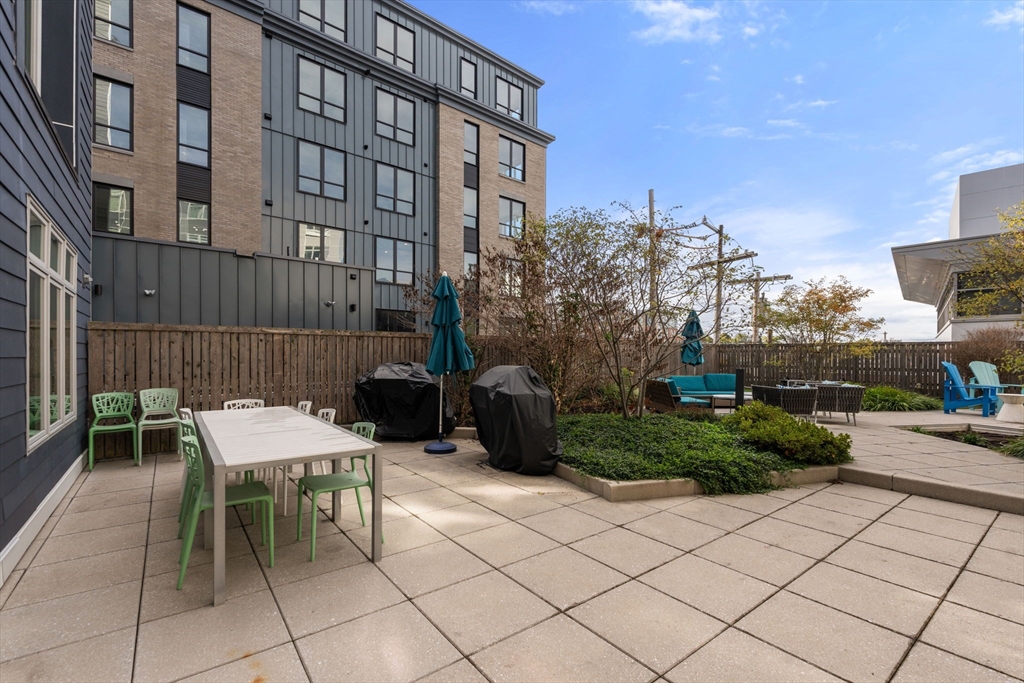 180 Telford Street # 417