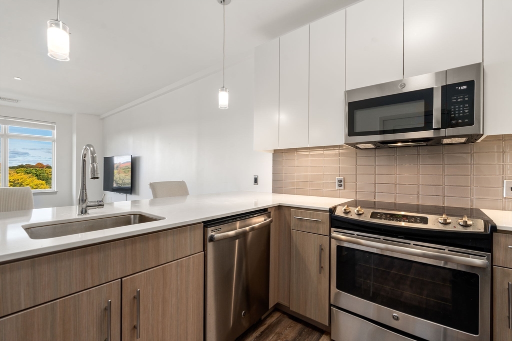 180 Telford Street # 417