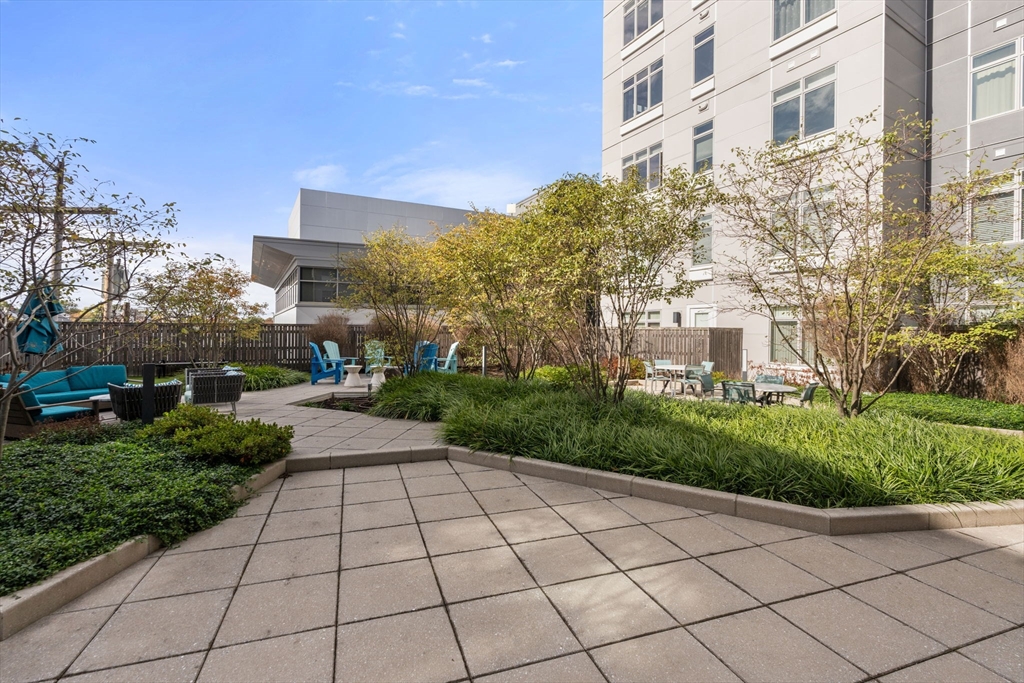 180 Telford Street # 417