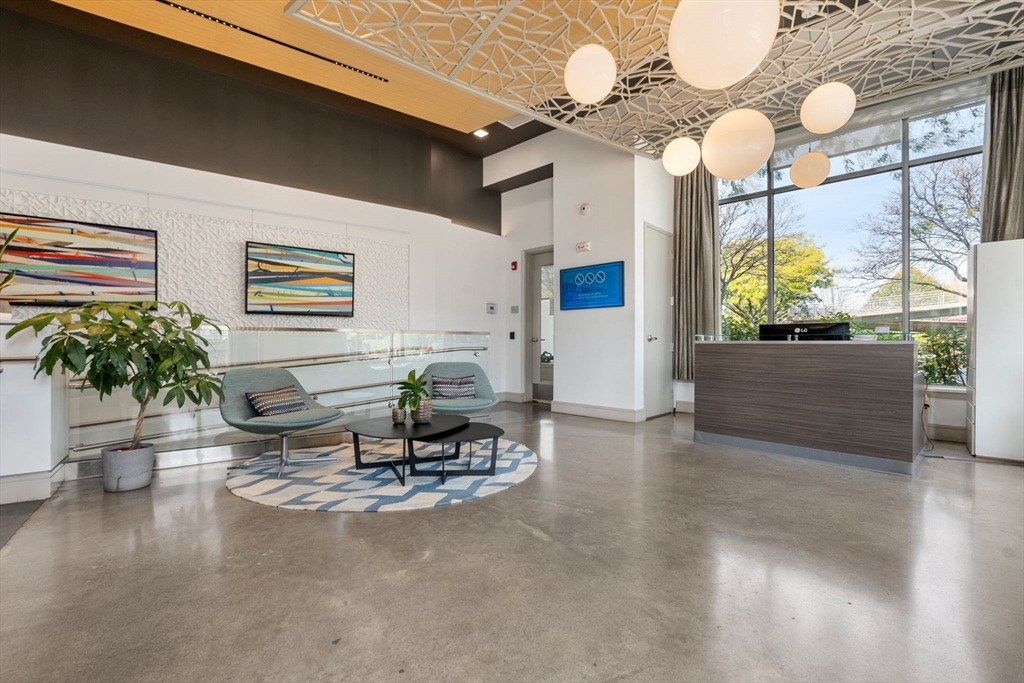 180 Telford Street # 417