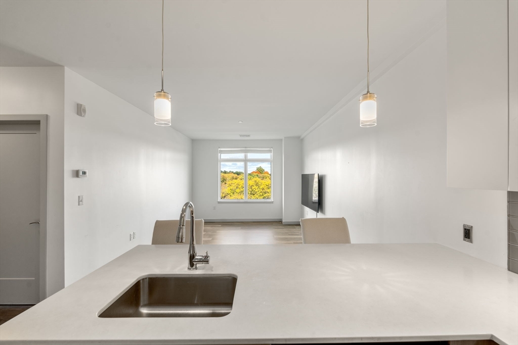 180 Telford Street # 417