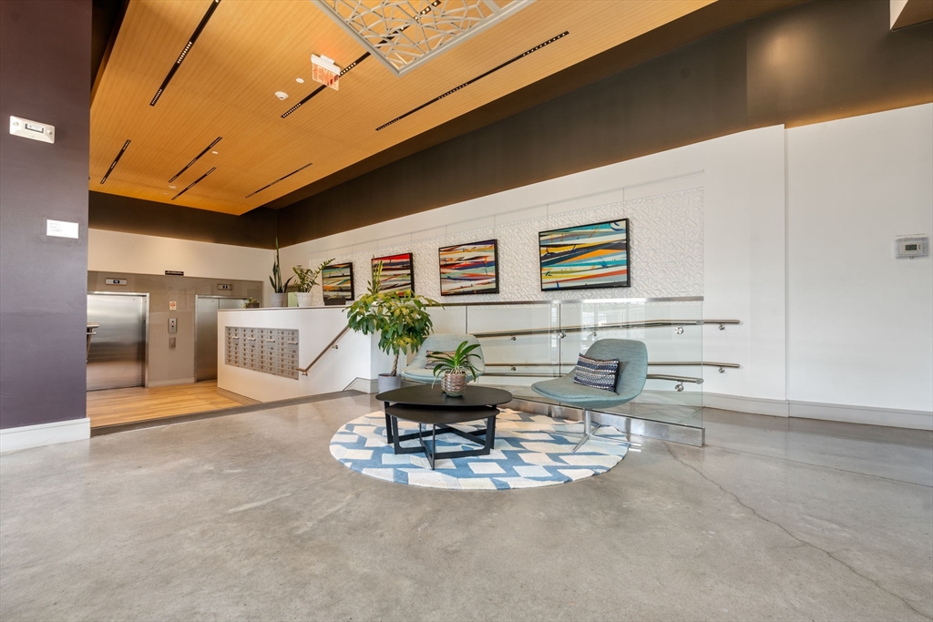 180 Telford Street # 417