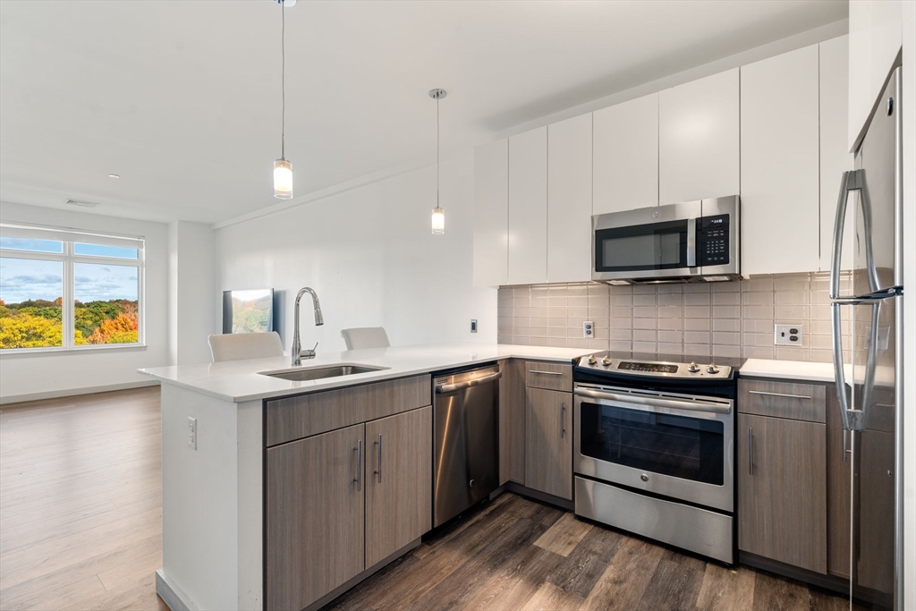 180 Telford Street # 417