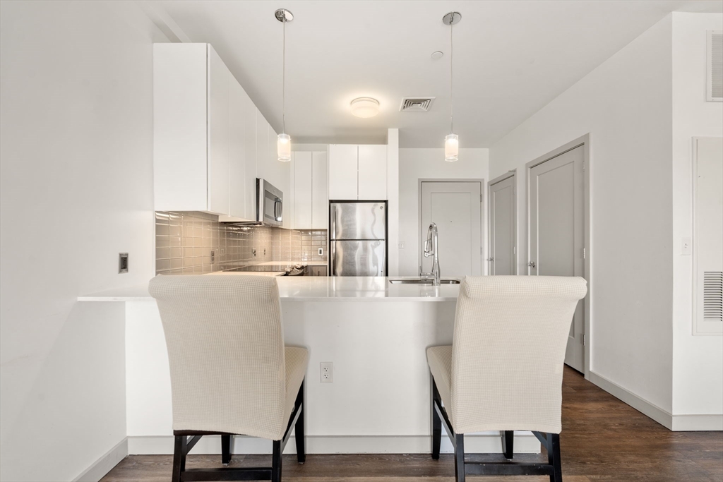 180 Telford Street # 417