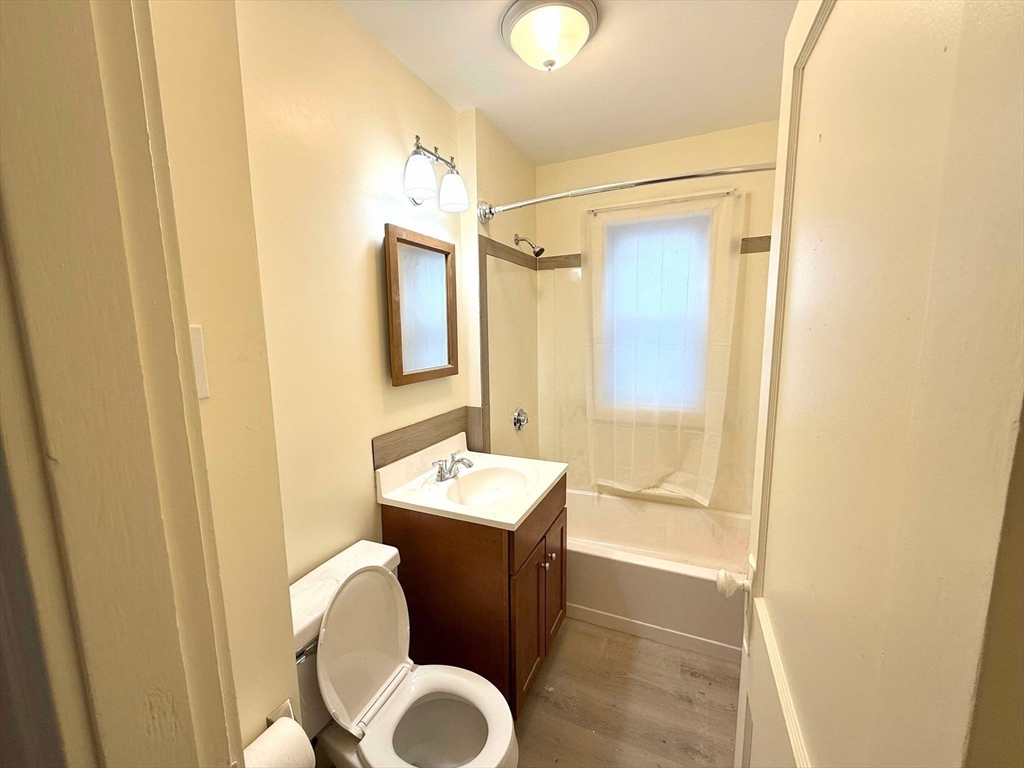 39 Fairfax St. # 1 Unit: #1