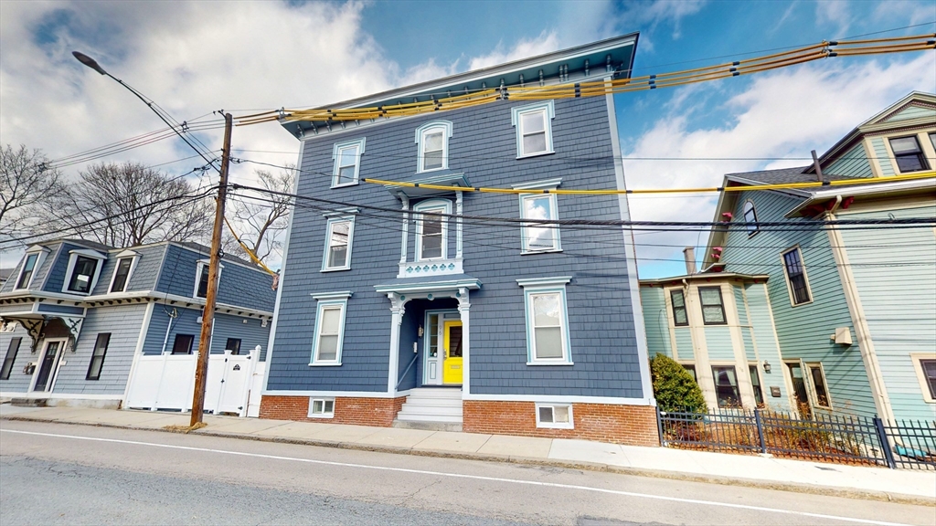 96 Seaverns Ave # 2