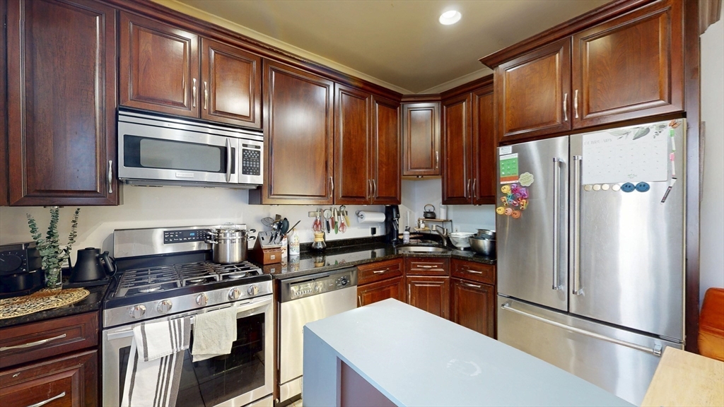 96 Seaverns Ave # 2
