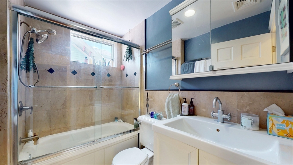 96 Seaverns Ave # 2