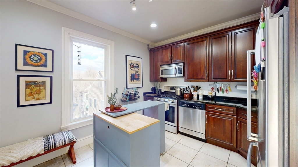 96 Seaverns Ave # 2