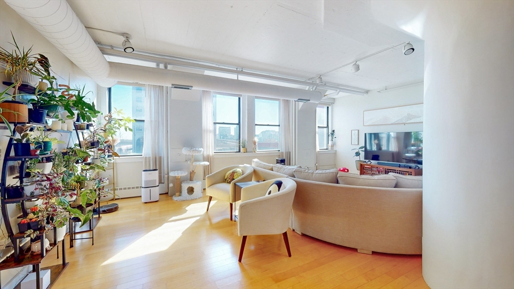 210 South Street # 4 Unit: 3-4